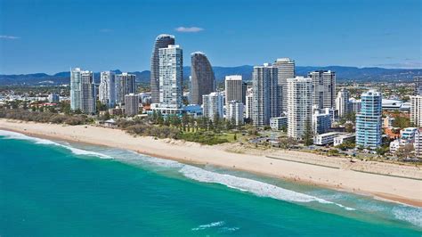 broadbeach holiday packages  Swimmers and a towel are a must for any Gold Coast holiday package! Beyond this, it’s dependent on how you’d like to spend your days
